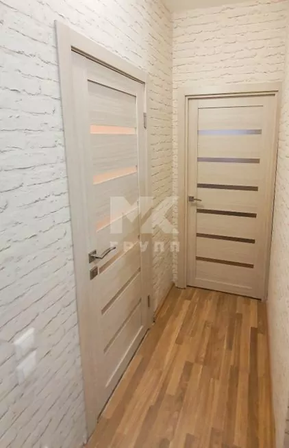 МК Групп: ПГ МЛ-20. МК Групп: ПГ МЛ-20, Стекло: Матовое белое. Дуб молоч