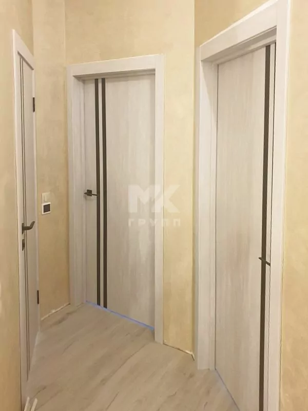 Лорд Альфа-2. Лорд Альфа-2, Холст Белый